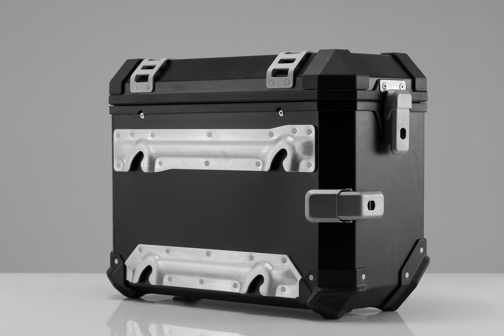 TRAX ION M Side Case Aluminum 37 litre Left Black