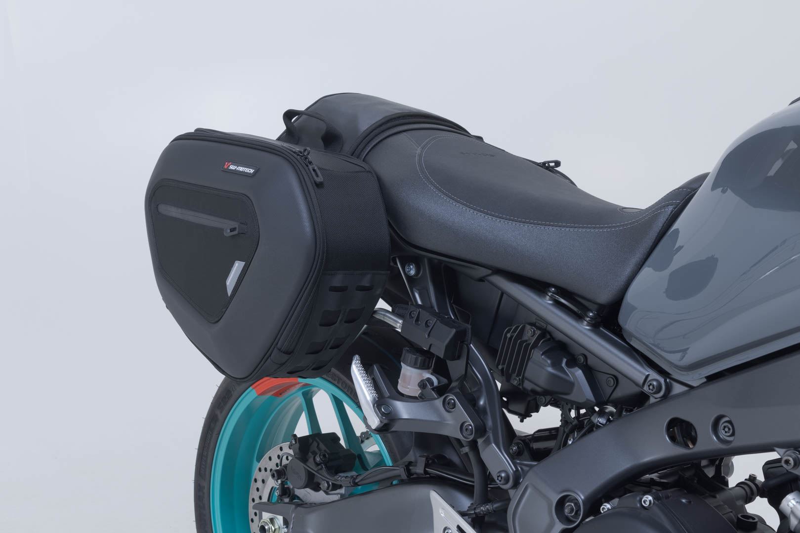 PRO BLAZE saddlebag set Black. Yamaha MT09/MT09 SP (20-).