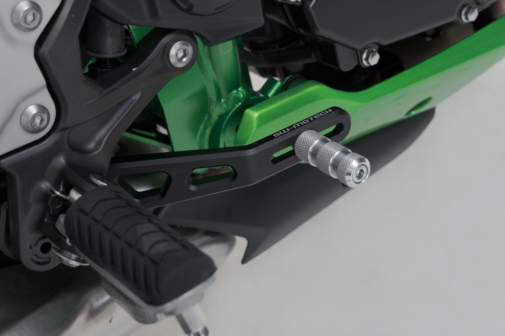 Brake pedal Kawasaki Z900 (16-)