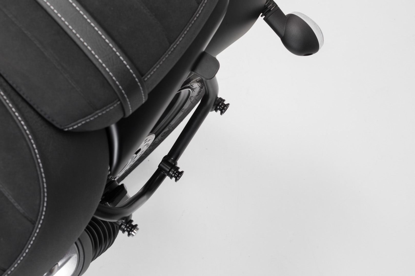 SLC Side Carrier Left Triumph Street Twin/ Scrambler/ Cup, Thruxton TFC