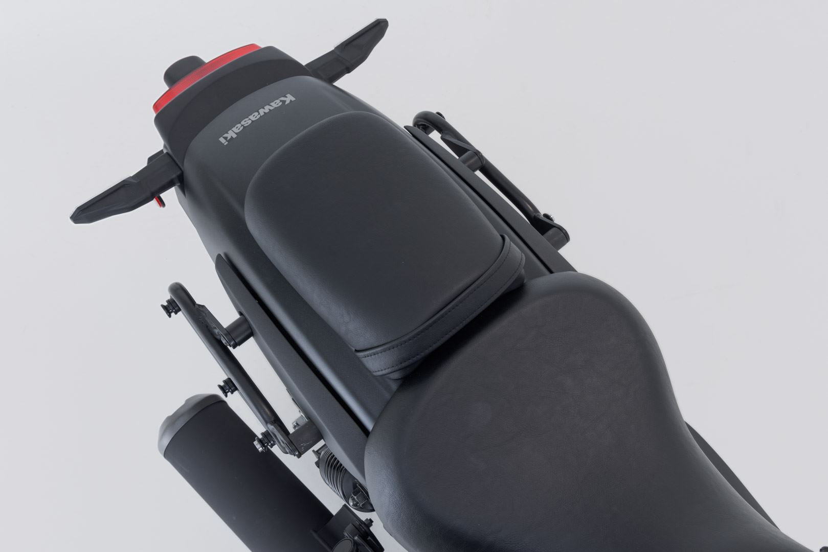 SLC side carrier right Kawasaki Eliminator 500 (23-).