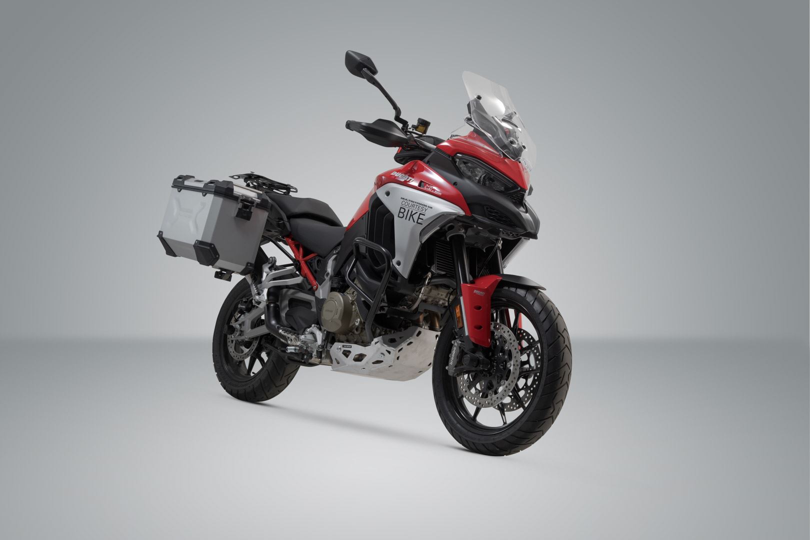 TRAX ADV aluminum case system US model Silver. 45/45L. Ducati Multistrada V4 (20-).