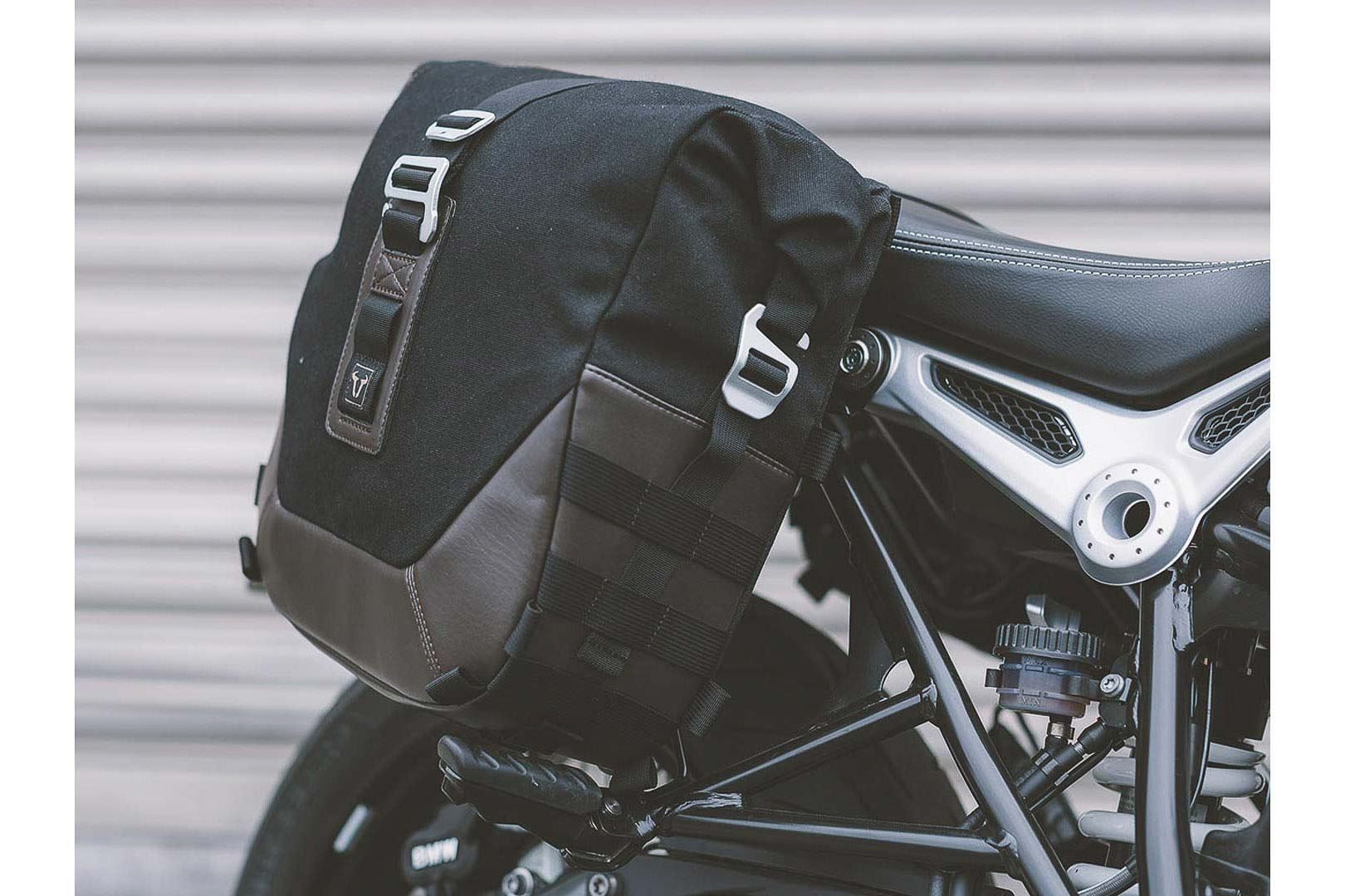 Legend Gear Side Bag System LC BMW R nineT Racer (16-) Black Edition