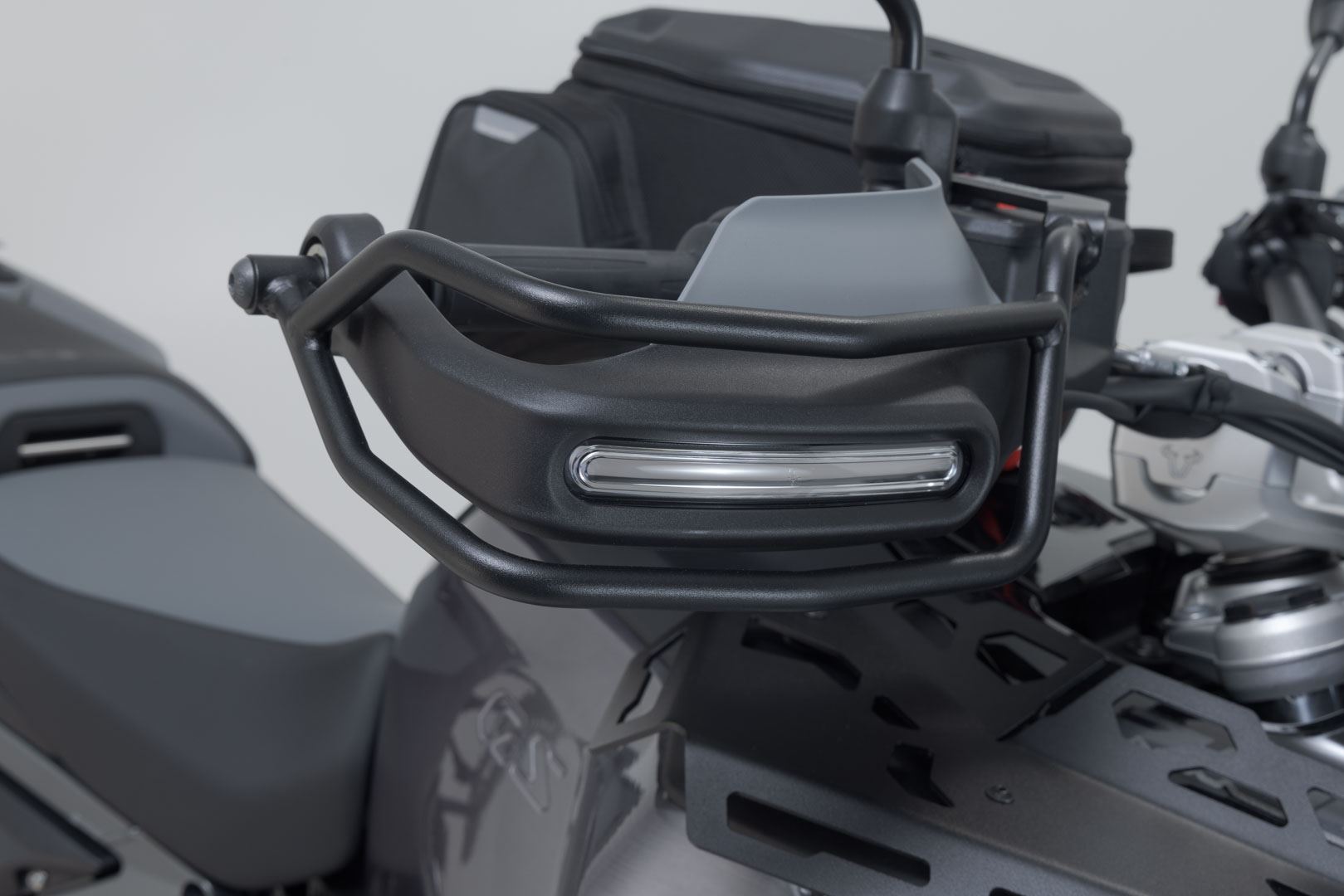 Handguard Black. BMW R 1300 GS (23-).