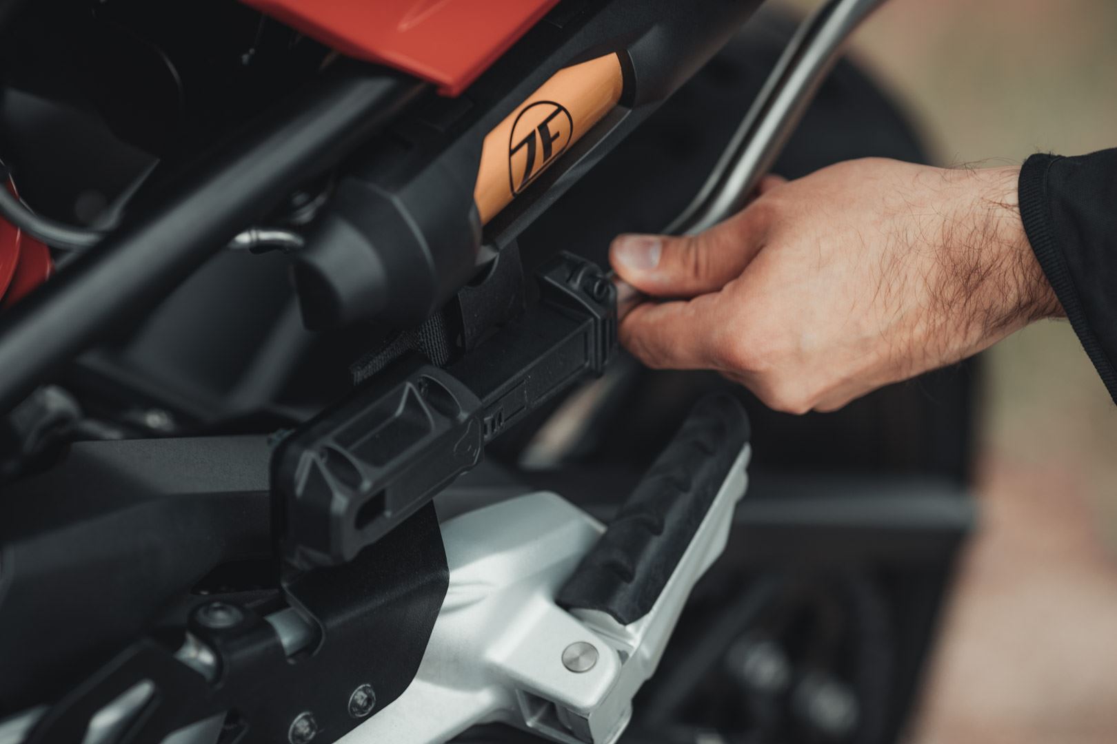 Crash bar Black. Honda CBF 125 (09-15)