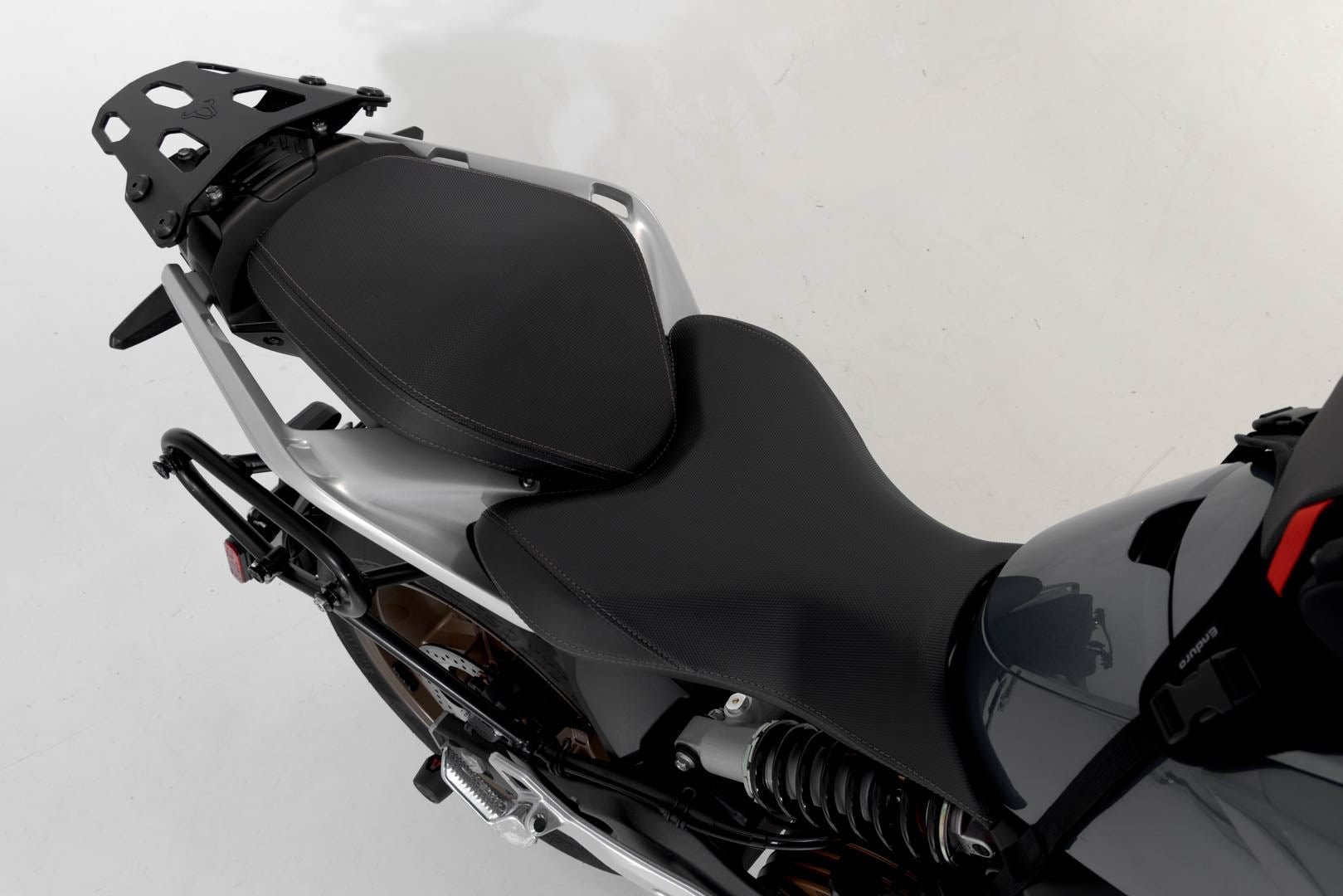 SLC Side Carrier Right Kawasaki Z900 (16-)