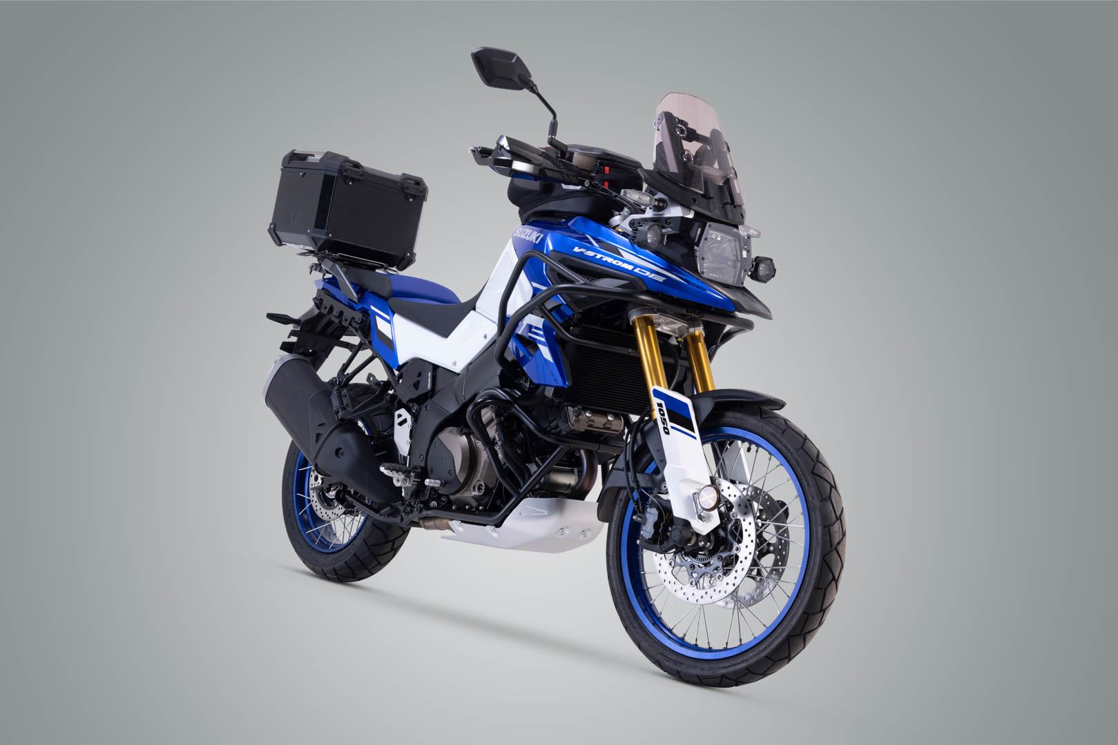 TRAX ADV top case system Black. Suzuki V Strom 650 / 1000 / 1050.