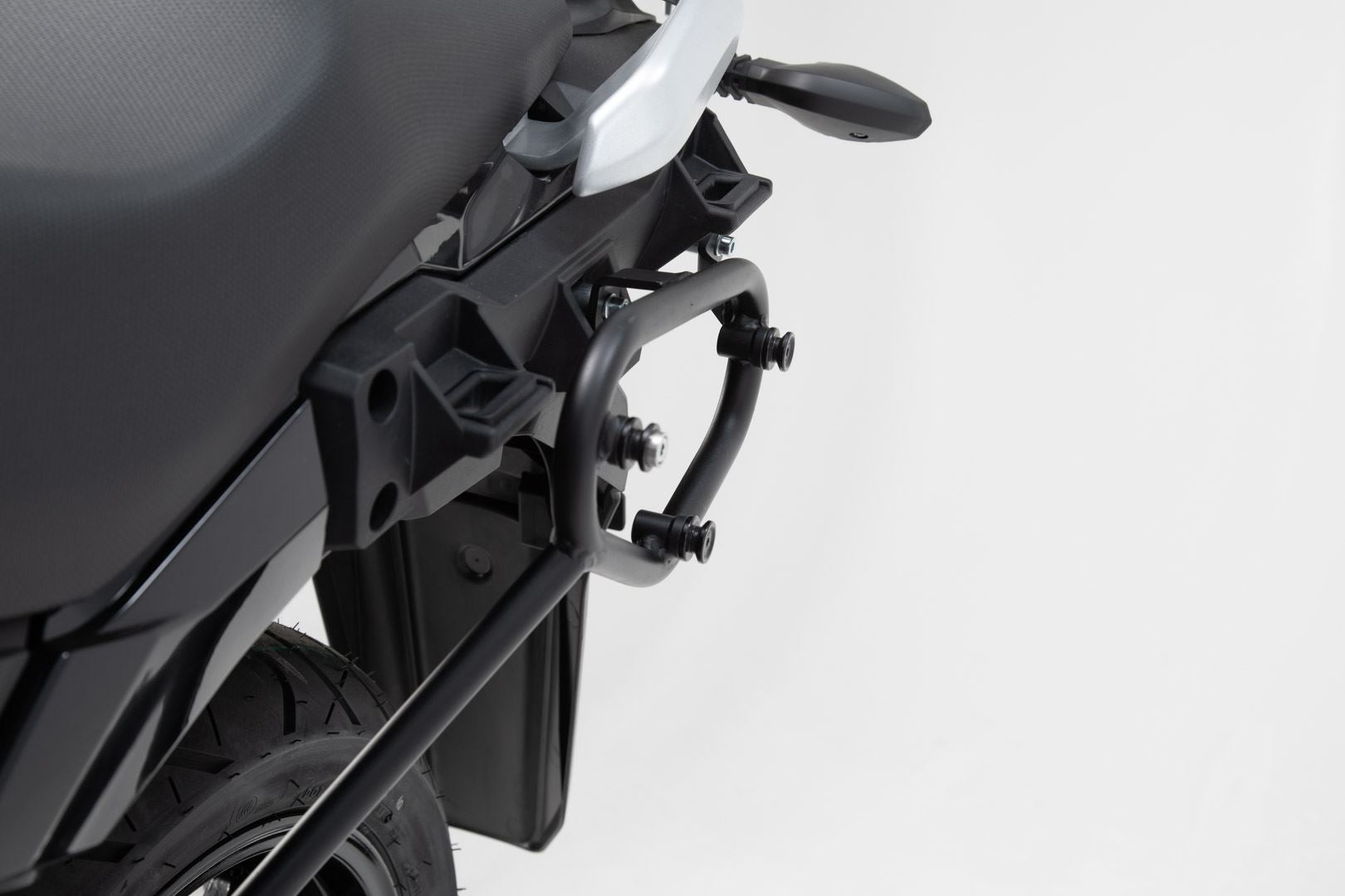 Adventure handguard kit Black. BMW R nineT models (16-) R 12 / nineT.