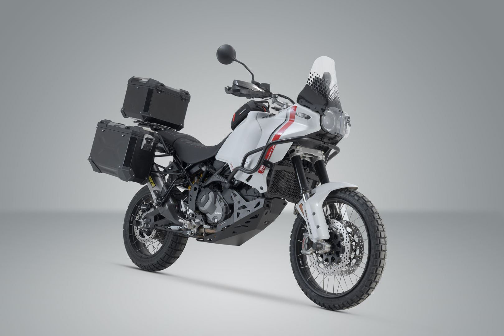 Adventure Set Luggage US Model Black. Ducati DesertX (22-).