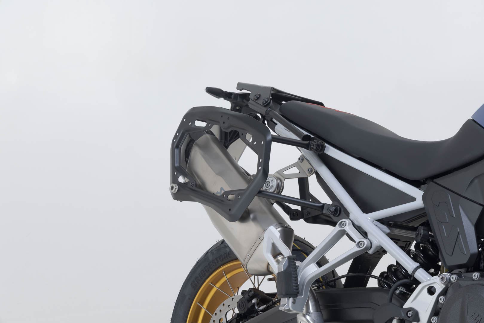 TRAX ADV aluminium case system Black. 45/37 l. BMW F 900 GS (23-).