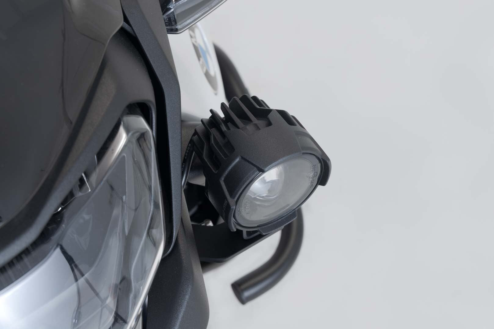 EVO high beam kit Black. BMW F 900 GS (23-).