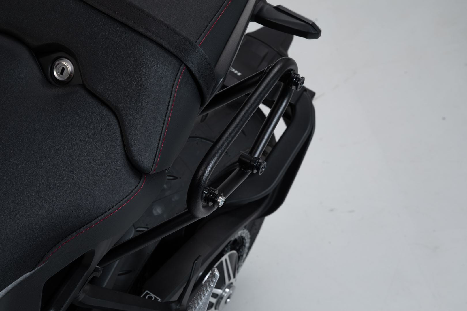 SLC Side Carrier Left Honda CB 1000 R (18-)