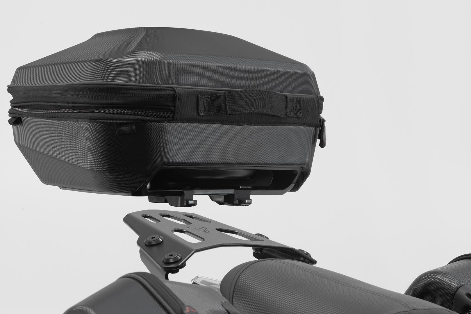 URBAN ABS top case system Black. BMW F 900 GS (23-).