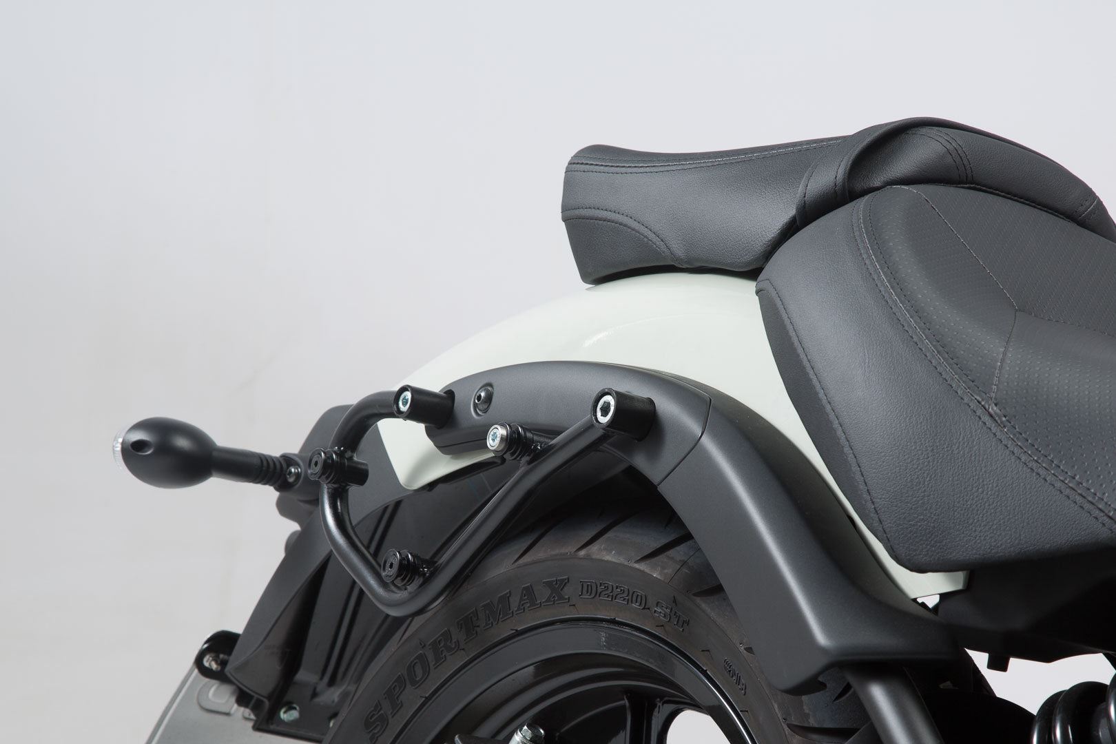 SLC side carrier left Kawasaki Vulcan S (16-)