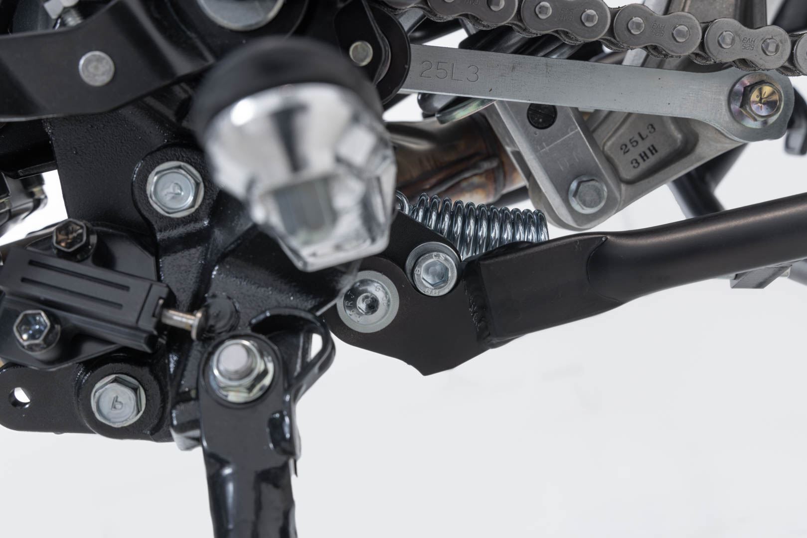 Centerstand Black. Suzuki V-Strom 800 (22-).