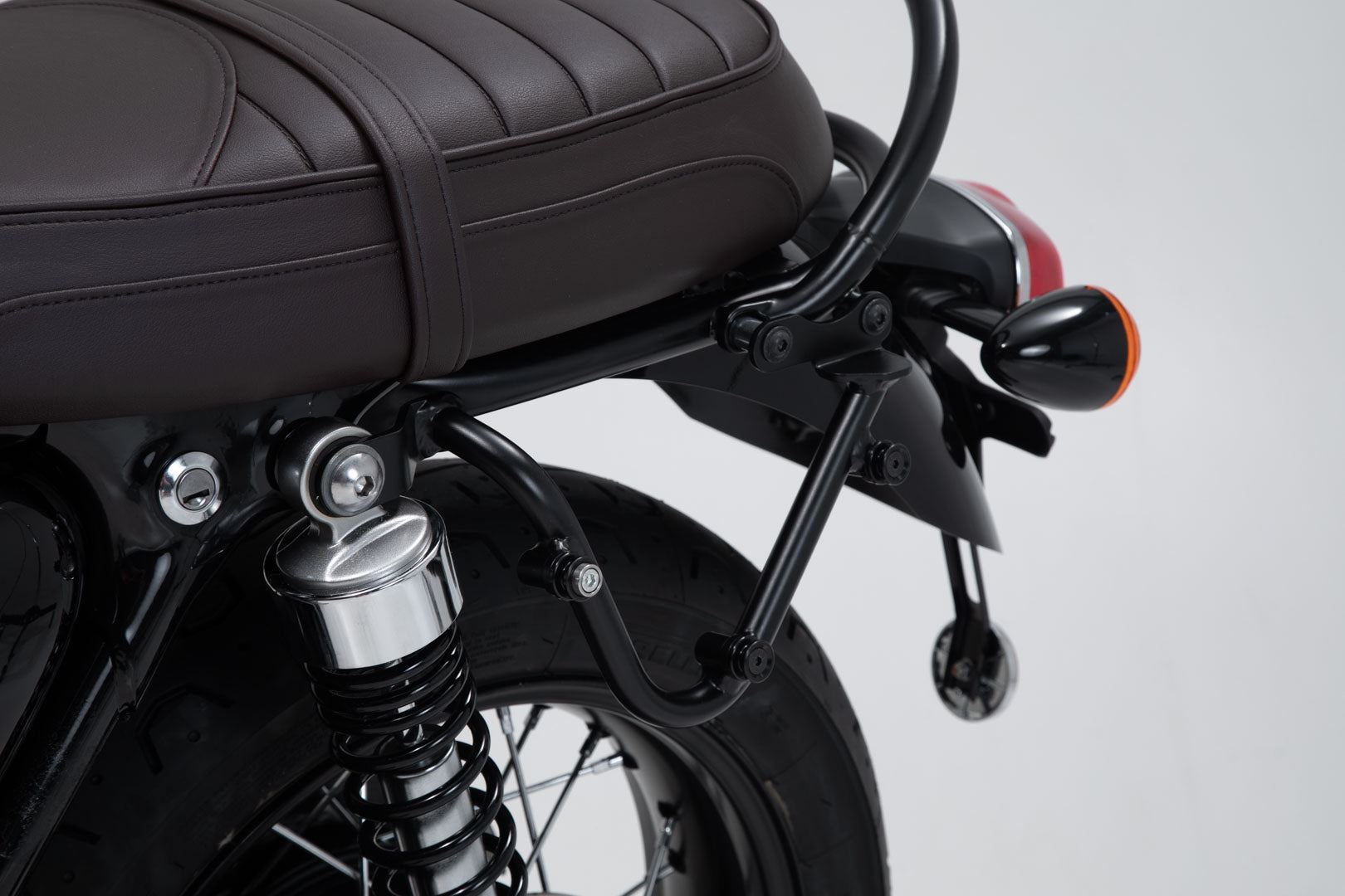 Legend Gear side bag system LC Triumph Bonneville T100 (16-)/ T120 (15-)