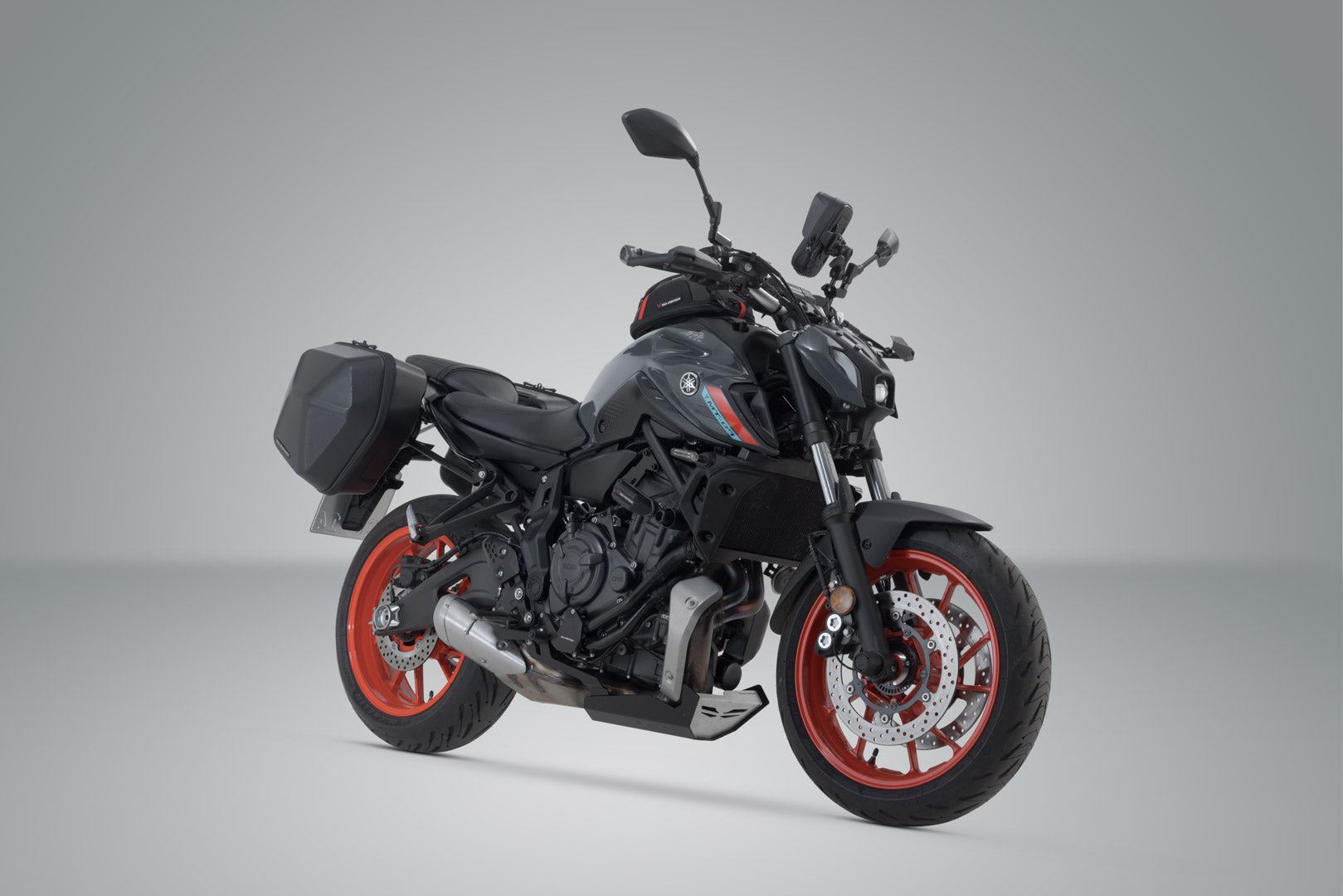 URBAN ABS Side Case System 2x 16,5 litre Yamaha MT-07 (18-)