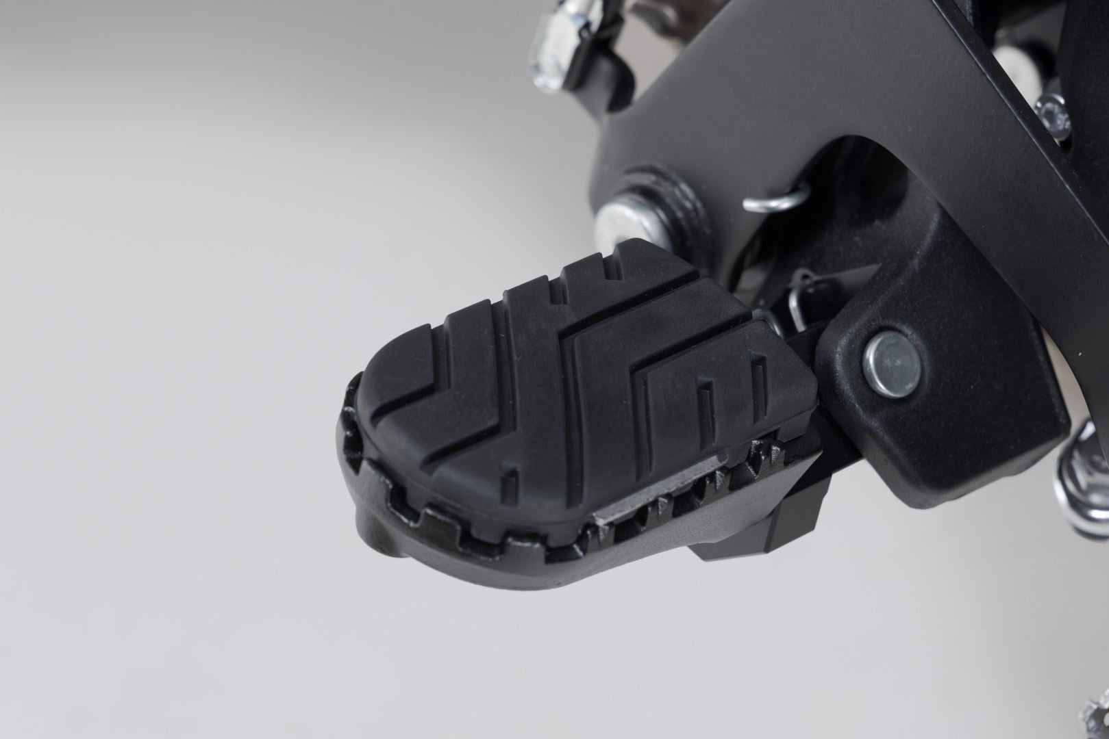 ION footrest kit Black. Royal Enfield Himalayan 450 (23-).